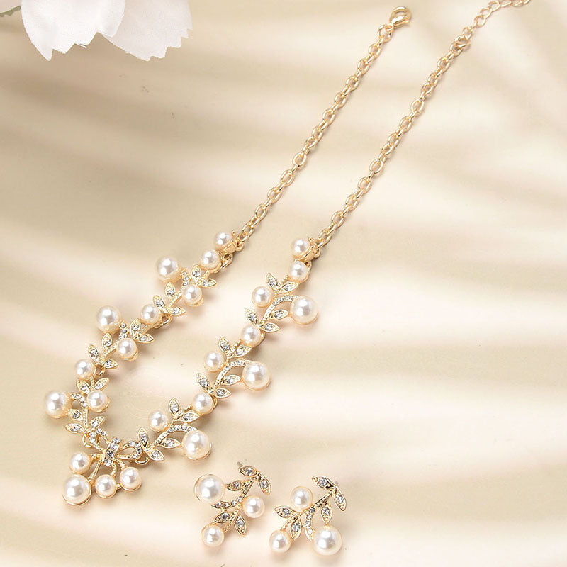 Pearl Bohemian Set