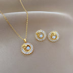Pearls and Leaf